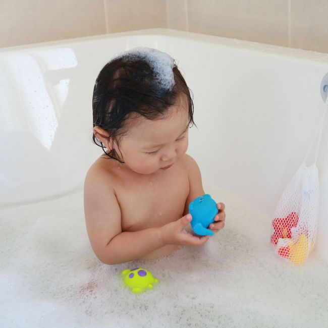 Set de Amiguitos para el Baño con Red de Almacenamiento