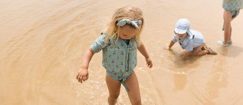 ¿Con cuántos meses puede ir un bebe a la playa?