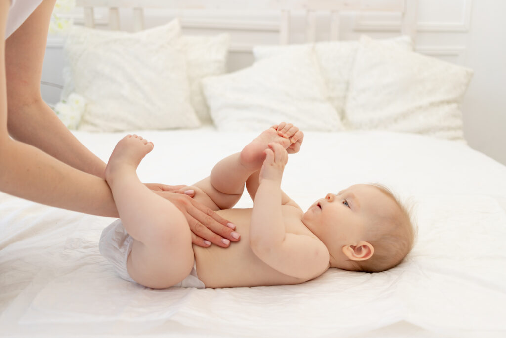 masaje colico lactante bebes