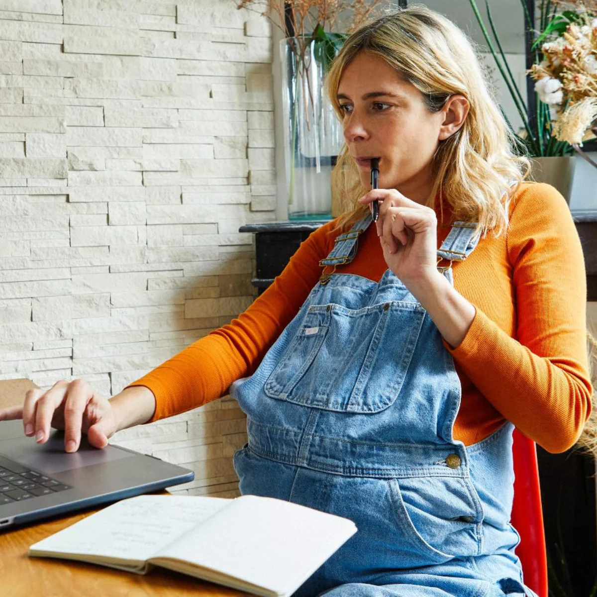 mama con documentacion