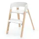 Trona Stokke Steps Branco Natural